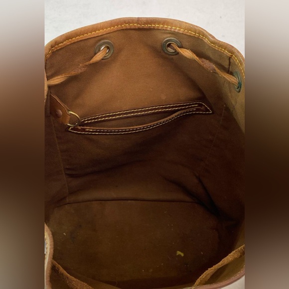 Louis Vuitton Authentic Monogram Backpack - Picture 5 of 5